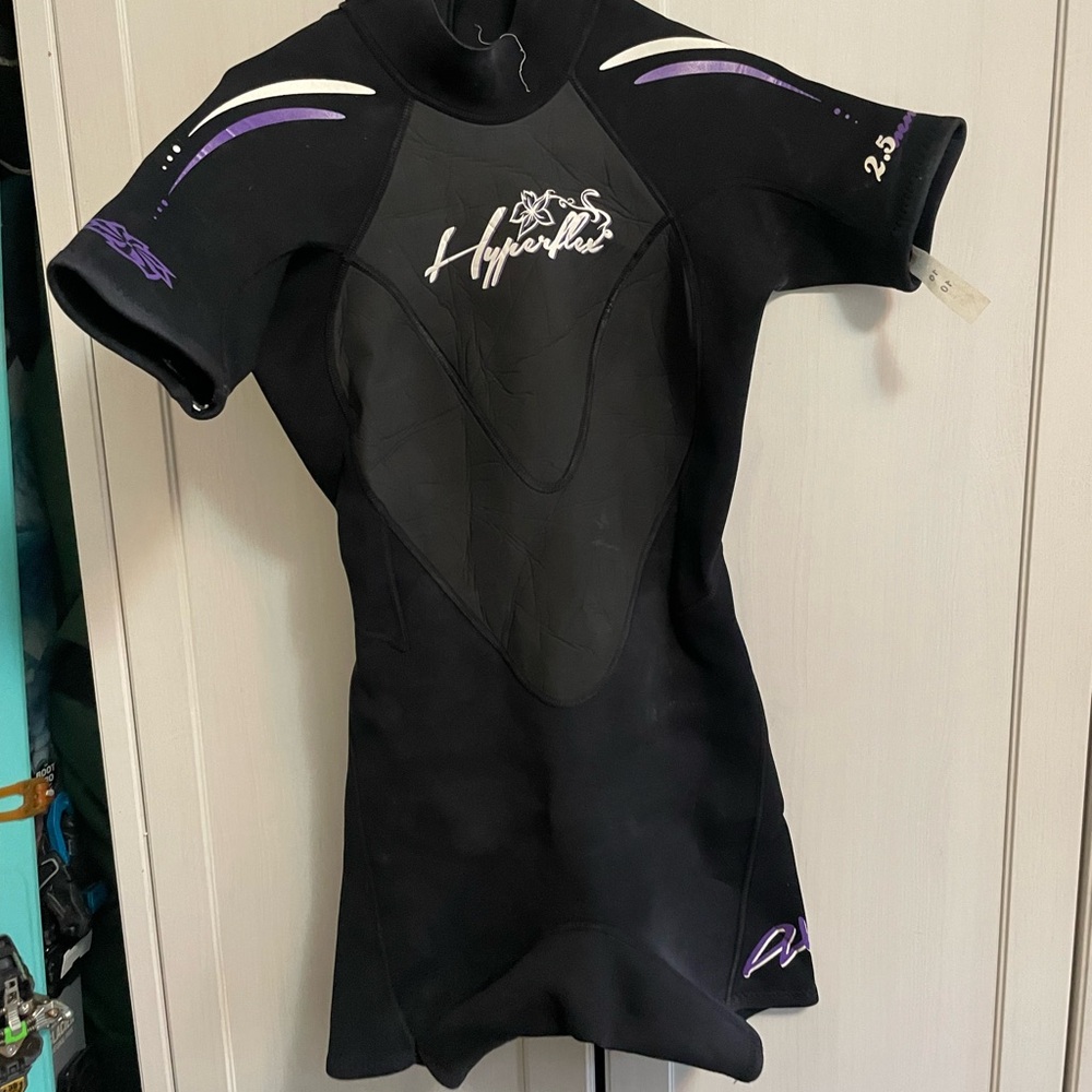 Women’s shortie wetsuit